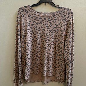 Abercrombie & Fitch Soft and Cozy Top Size Small